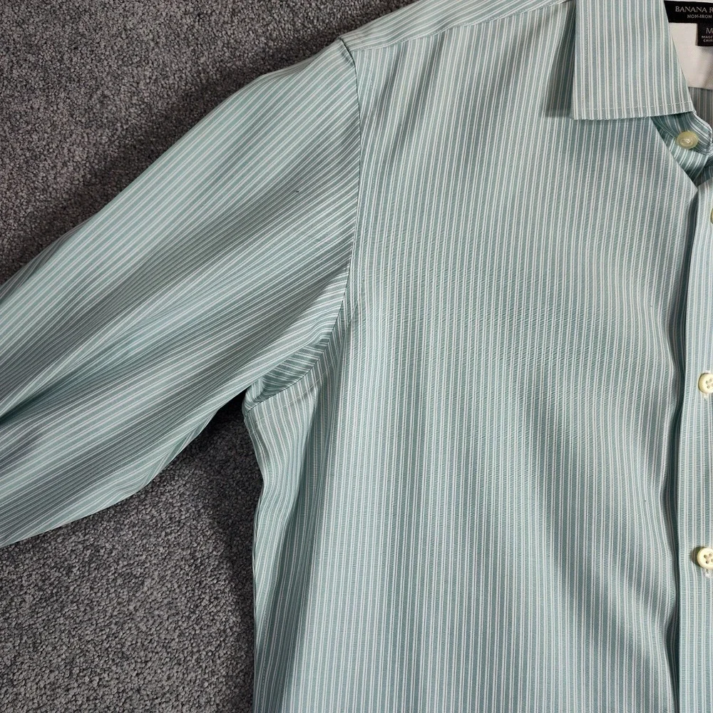 Banana Republic Men's Button Down Shirt Medium Green Striped Business Cotton